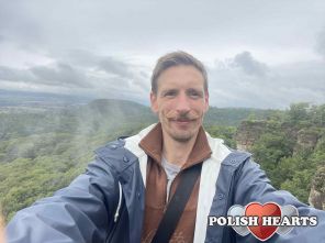 Góry i cisza — mój sposób na reset.
 Góry i cisza — mój sposób na reset.