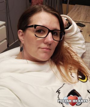 Potrafię być sobą w tym fałszywym świecie... I pokazać że nic o mnie nie wiecie...